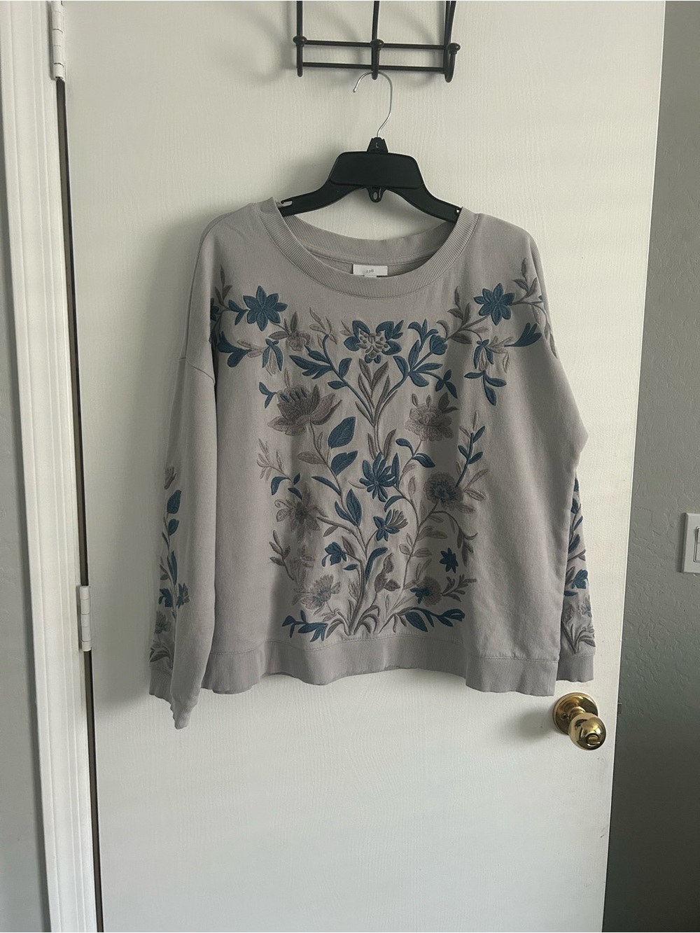 J. Jill Gray Scoop Neck Sweater with Blue Floral Embroidery cottagecore cozy
